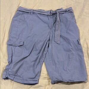 Gloria Vanderbilt Light Gray Capris